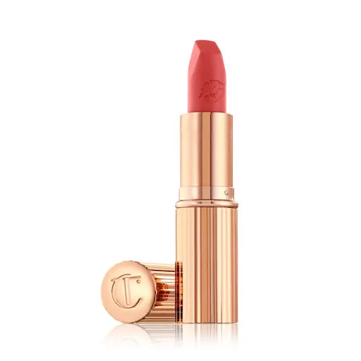 Hot Lips, Hot Emily by charlotte Tilbury